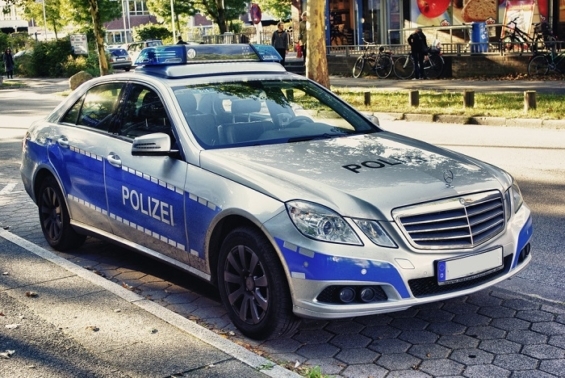 niemiecki radiowóz policyjny